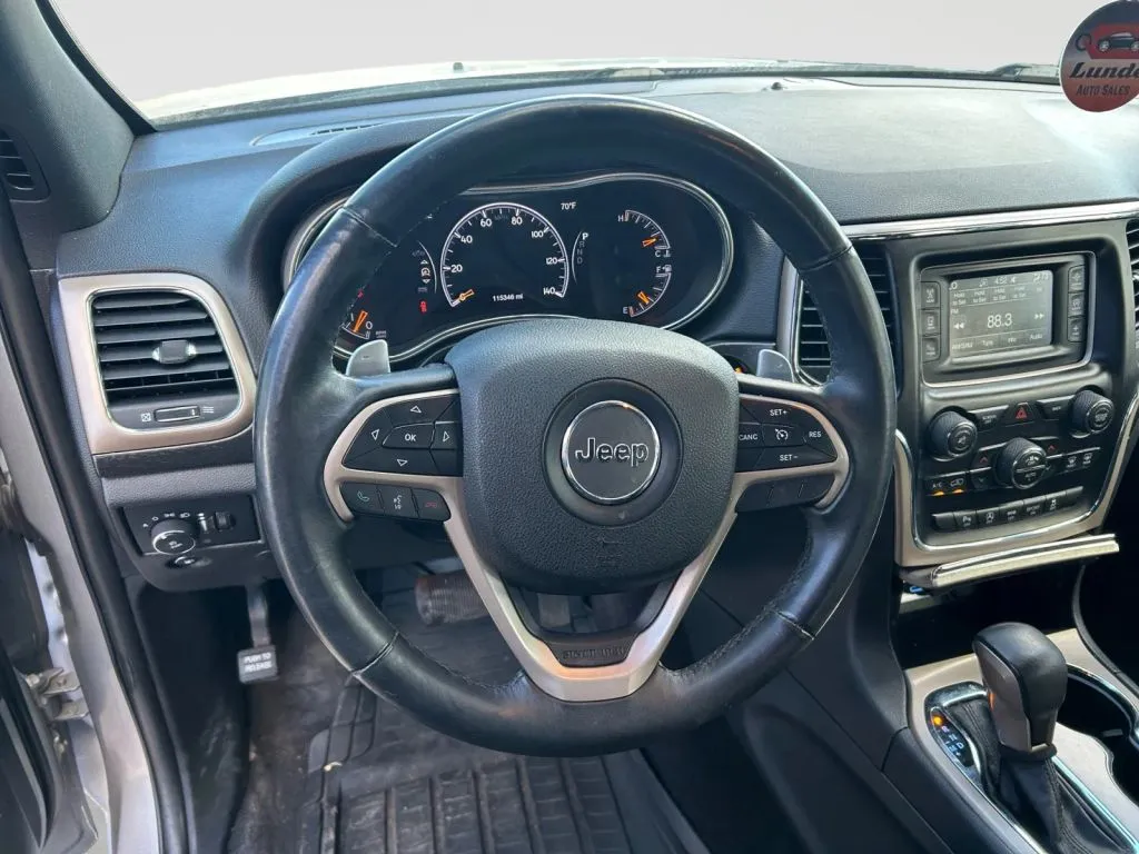Jeep Grand Cherokee photo 11