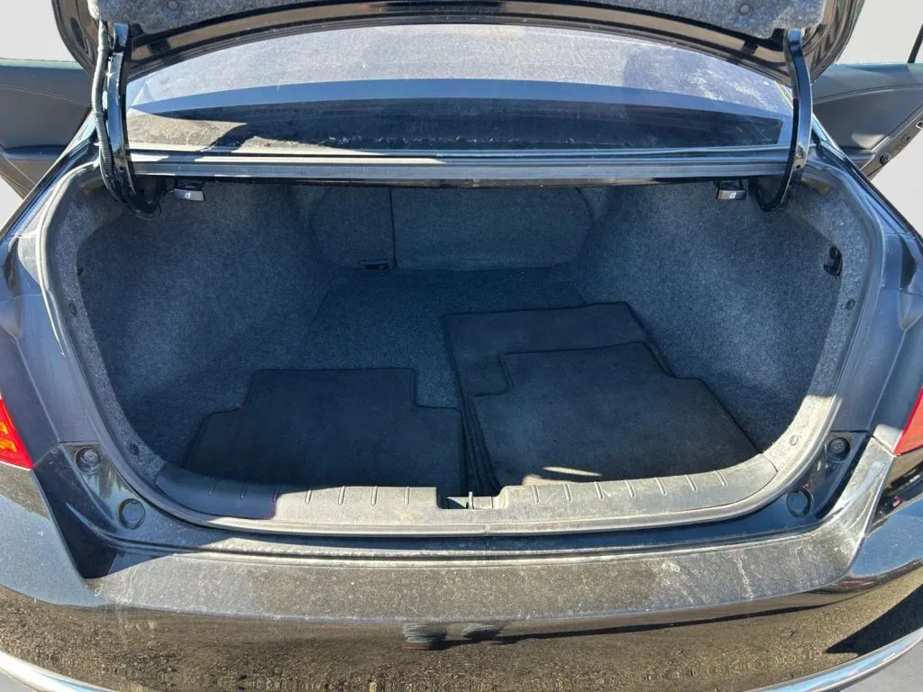 Honda Accord photo 19