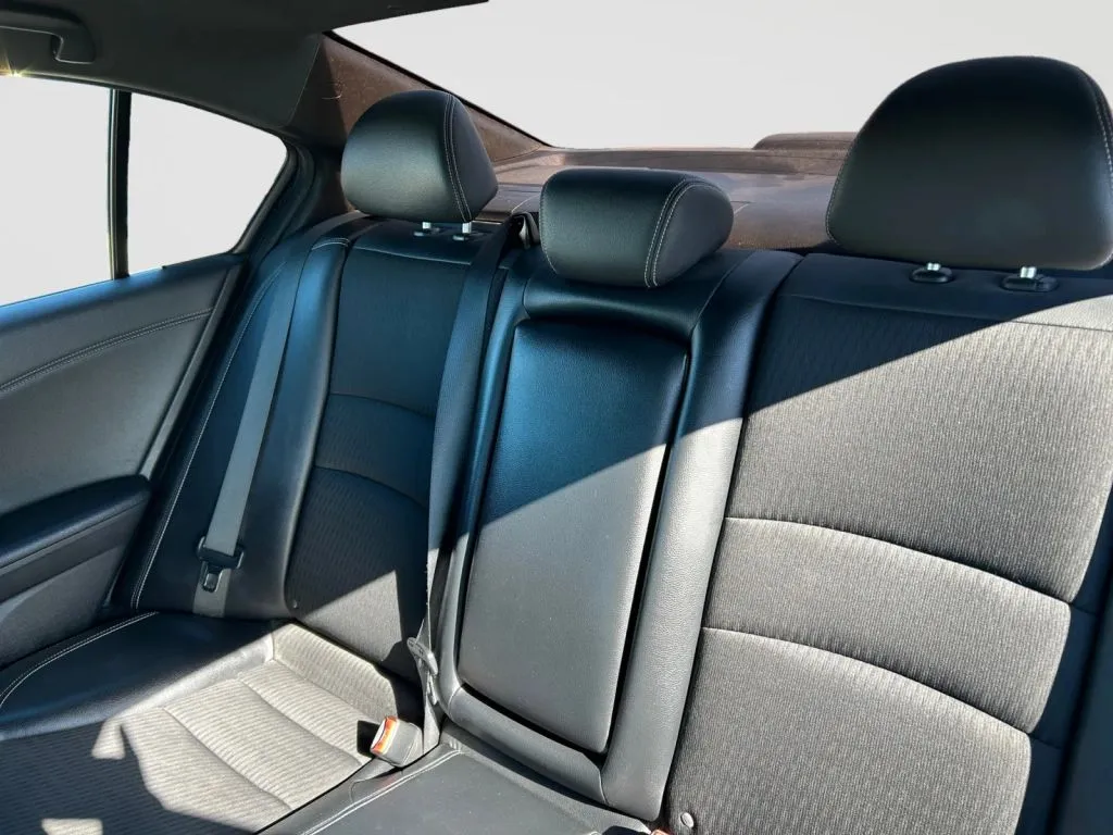 Honda Accord photo 13