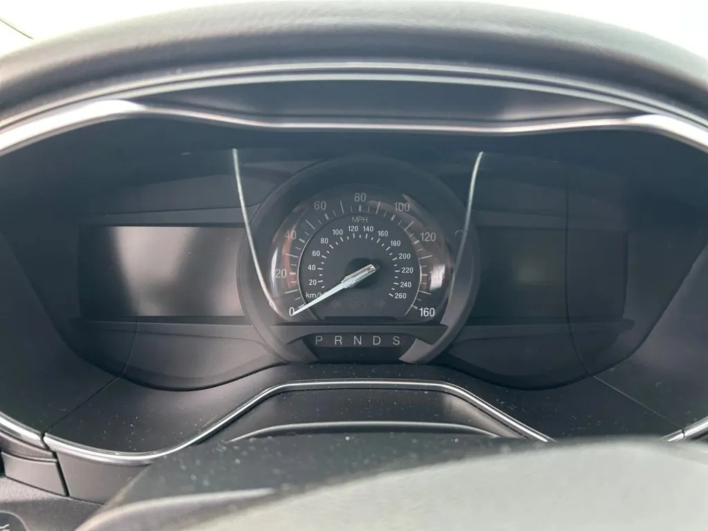 Ford Fusion photo 15