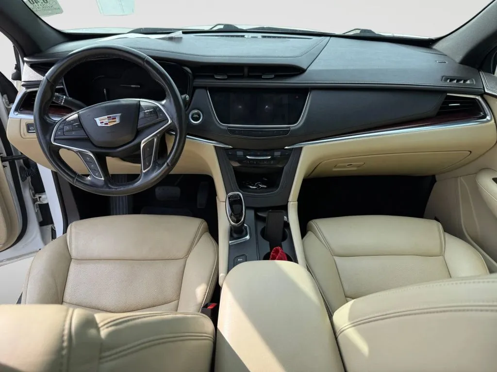 Cadillac XT5 photo 9