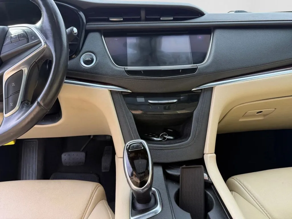 Cadillac XT5 photo 7