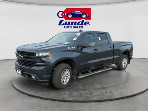 Gray 2019 Chevrolet Silverado 1500 Crew Cab RST Pickup 4D 6 1/2 ft for sale in Princeton, MN