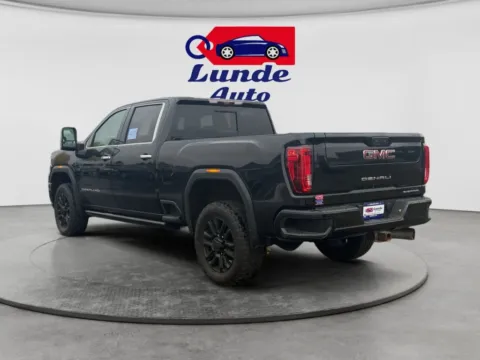 Another view of 2021 GMC Sierra 2500 HD Crew Cab Denali Pickup 4D 8 ft for sale in Princeton, MN at Lunde Auto Sales - Princeton