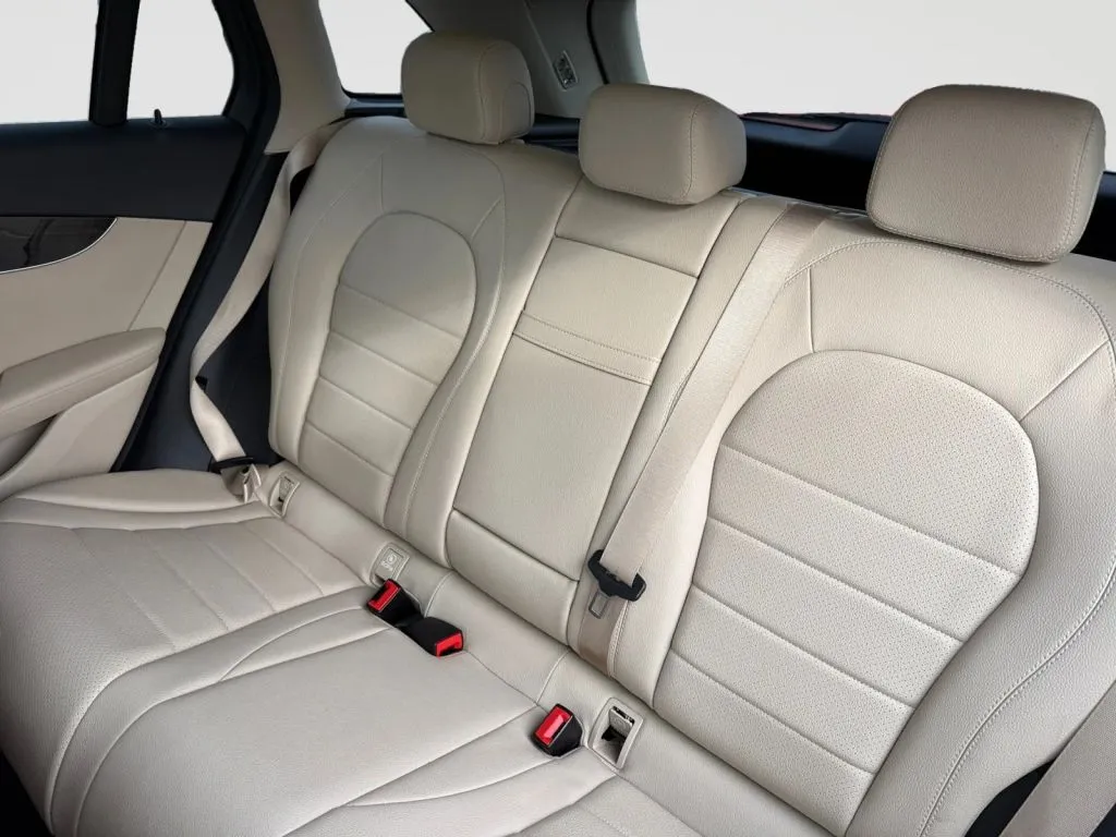 Mercedes-Benz GLC photo 8