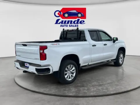 Another view of 2021 Chevrolet Silverado 1500 Double Cab Custom Pickup 4D 6 1/2 ft for sale in Princeton, MN at Lunde Auto Sales - Princeton