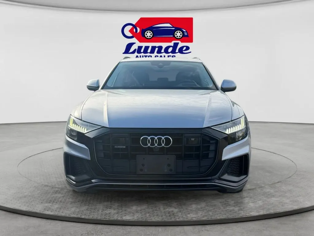 Audi Q8 photo 8