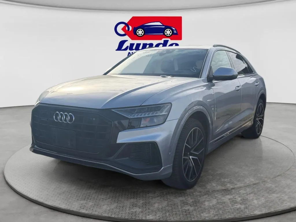 Audi Q8