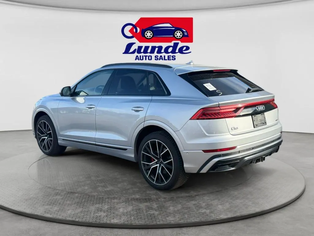Audi Q8 photo 3