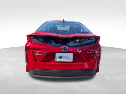 More photos of 2022 Toyota Prius Prime XLE at Electric Car Corner, NY