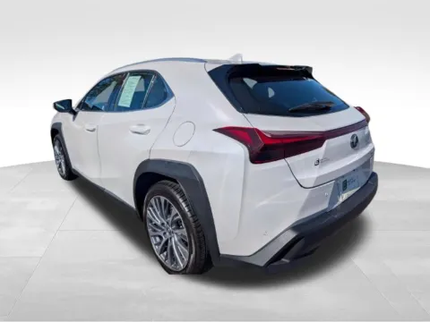 More photos of 2024 Lexus UX 250h Base at Electric Car Corner, NY