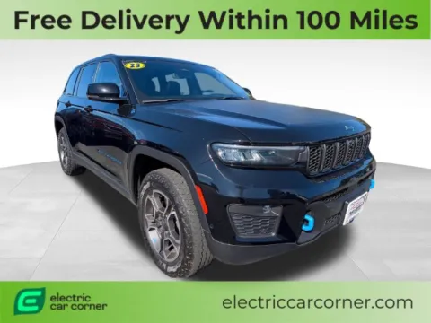Black 2023 Jeep Grand Cherokee Trailhawk 4xe for sale in Farmington, NY