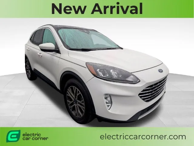 White 2022 Ford Escape Hybrid SEL for sale in Farmington, NY