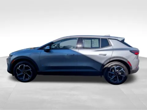 More photos of 2025 Chevrolet Equinox EV LT at Electric Car Corner, NY