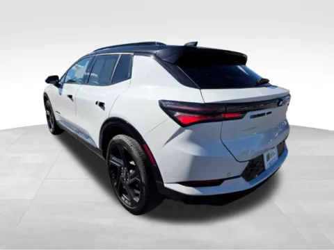 More photos of 2024 Chevrolet Equinox EV RS at Electric Car Corner, NY