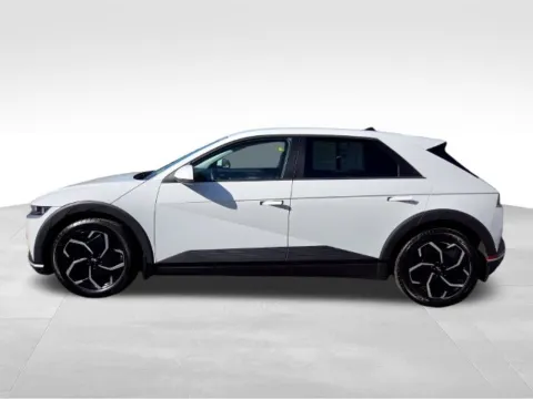 More photos of 2024 Hyundai IONIQ 5 SEL at Electric Car Corner, NY