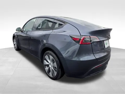 More photos of 2023 Tesla Model Y Long Range at Electric Car Corner, NY