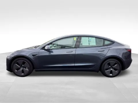 More photos of 2023 Tesla Model 3 at Electric Car Corner, NY