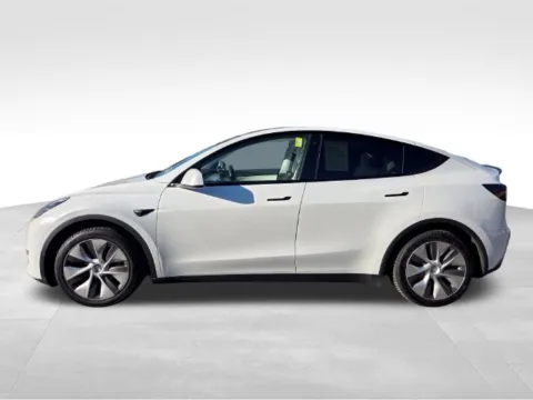 More photos of 2020 Tesla Model Y Long Range at Electric Car Corner, NY