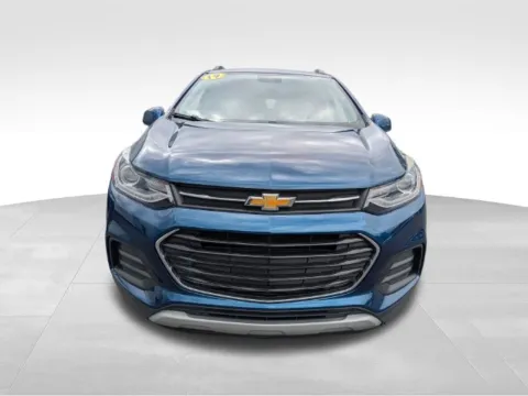 Photos of 2019 Chevrolet Trax LT for sale in Farmington, NY at Auto Outlets of Farmington