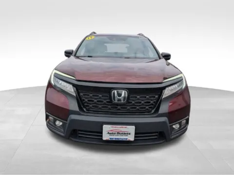Photos of 2019 Honda Passport Touring for sale in Farmington, NY at Auto Outlets of Farmington