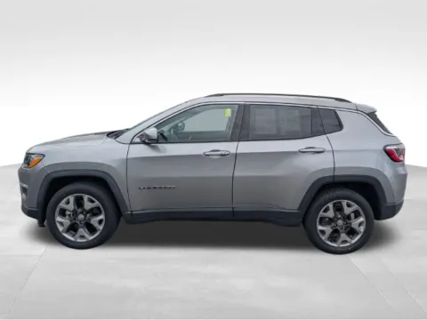 More photos of 2019 Jeep Compass Limited at Auto Outlets of Farmington, NY