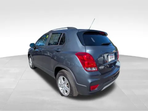 More photos of 2021 Chevrolet Trax LT at Auto Outlets of Farmington, NY