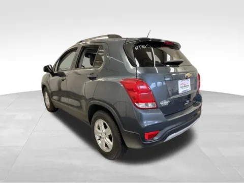 More photos of 2021 Chevrolet Trax LT at Auto Outlets of Farmington, NY