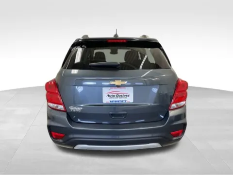 More photos of 2021 Chevrolet Trax LT at Auto Outlets of Farmington, NY