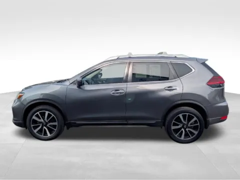More photos of 2019 Nissan Rogue SL at Auto Outlets of Farmington, NY