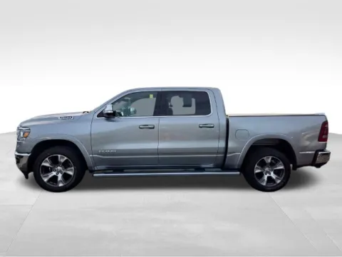 More photos of 2022 Ram 1500 Laramie at Auto Outlets of Farmington, NY