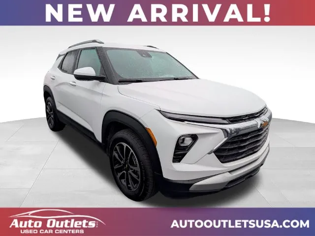 White 2024 Chevrolet TrailBlazer LT for sale in Farmington, NY