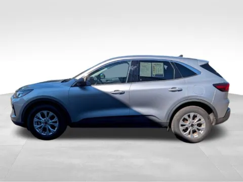 More photos of 2023 Ford Escape Active at Auto Outlets of Farmington, NY