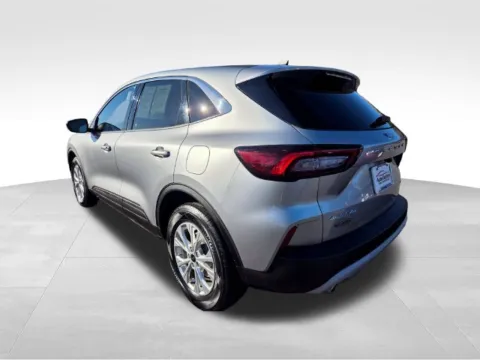 More photos of 2023 Ford Escape Active at Auto Outlets of Farmington, NY