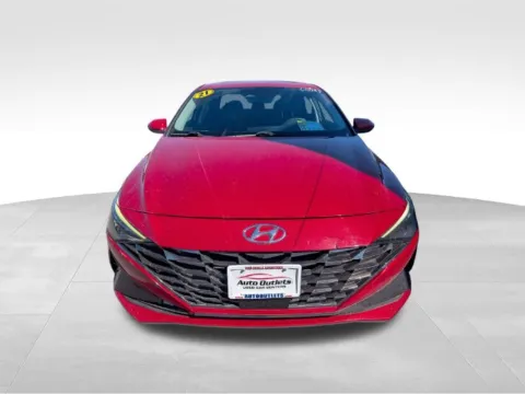 Photos of 2021 Hyundai Elantra Limited for sale in Farmington, NY at Auto Outlets of Farmington