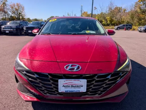 Photos of 2021 Hyundai Elantra Limited for sale in Farmington, NY at Auto Outlets of Farmington