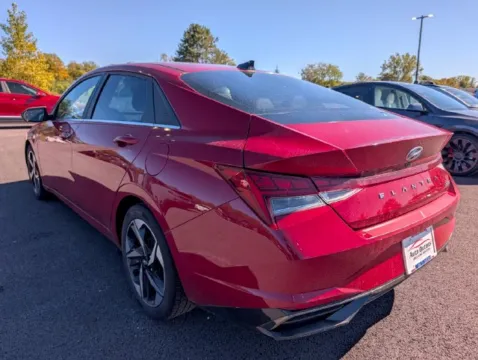 More photos of 2021 Hyundai Elantra Limited at Auto Outlets of Farmington, NY