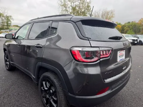 More photos of 2023 Jeep Compass Latitude at Auto Outlets of Farmington, NY