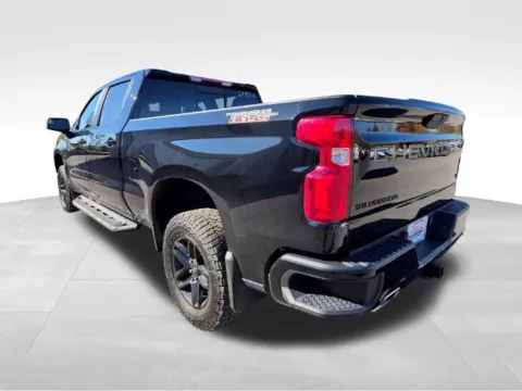 More photos of 2020 Chevrolet Silverado 1500 LT Trail Boss at Auto Outlets of Farmington, NY