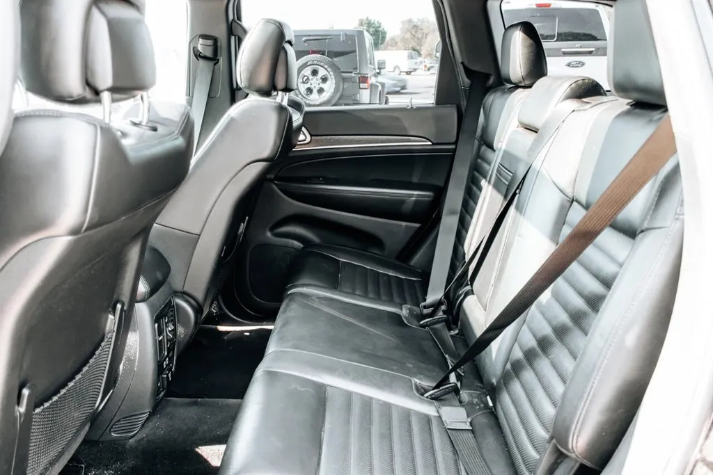 Jeep Grand Cherokee photo 25