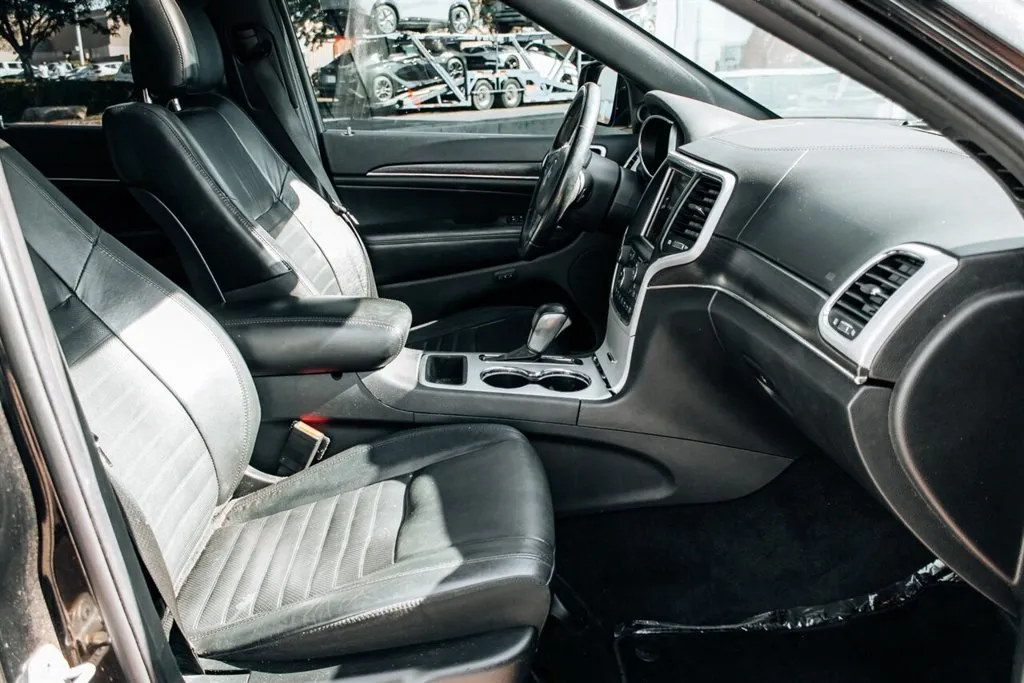 Jeep Grand Cherokee photo 34