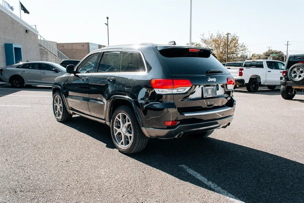 Jeep Grand Cherokee photo 5