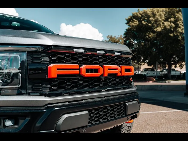 Ford F-150 photo 11