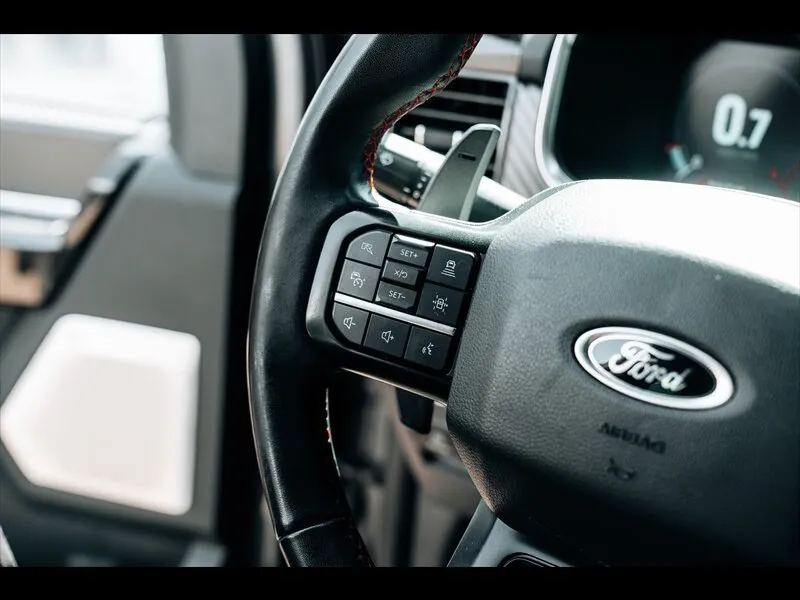 Ford F-150 photo 34