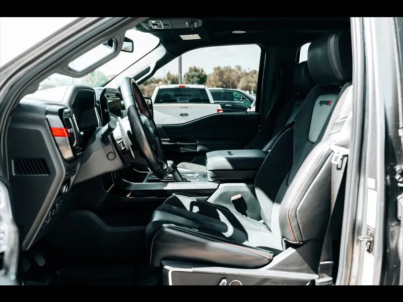 Ford F-150 photo 28