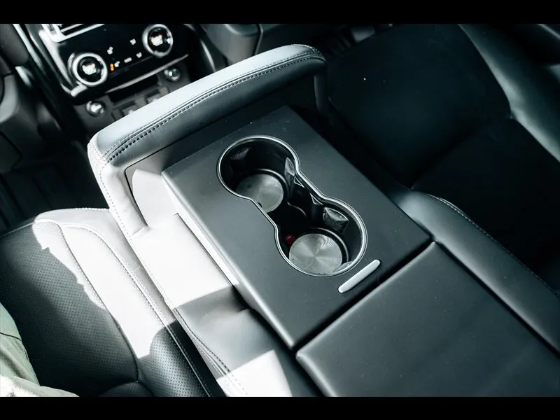 Land Rover Range Rover photo 40