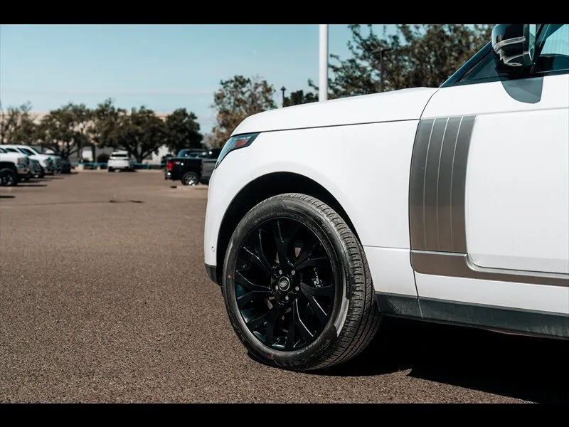 Land Rover Range Rover photo 12