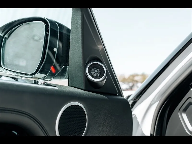 Land Rover Range Rover photo 17