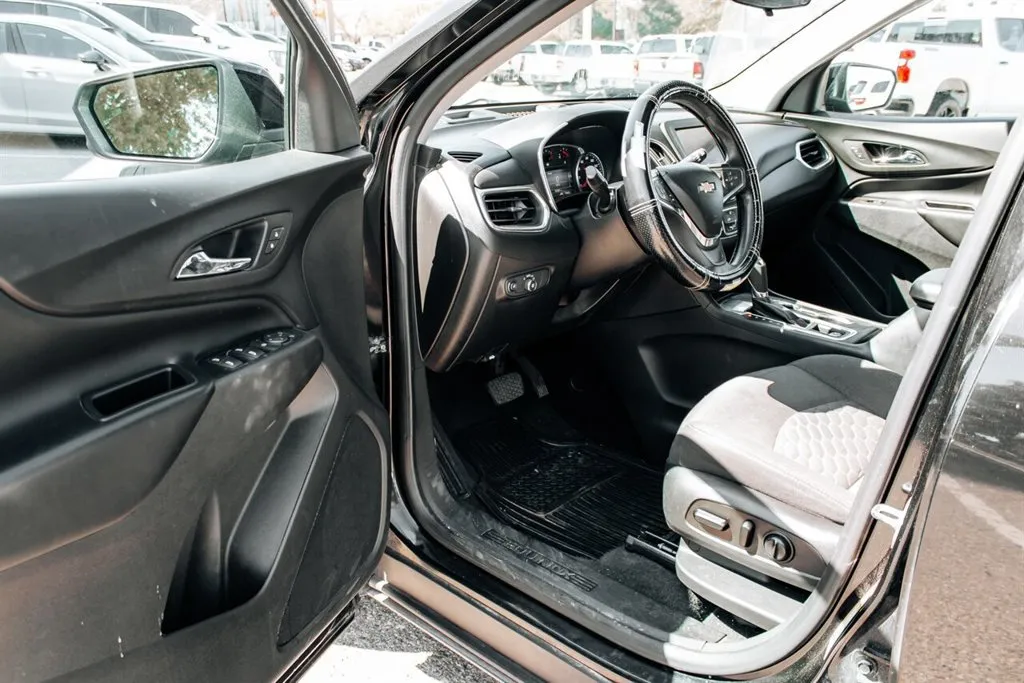 Chevrolet Equinox photo 11