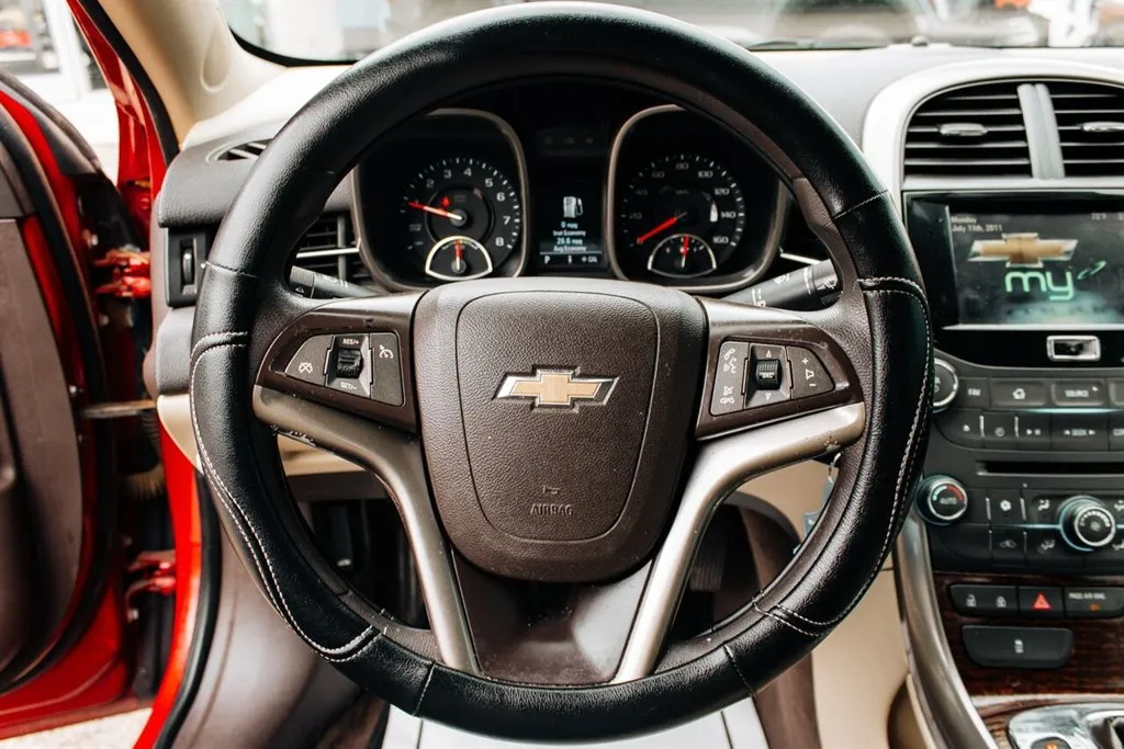 Chevrolet Malibu photo 13